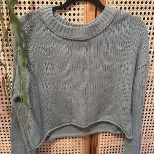 Sweater- cropped